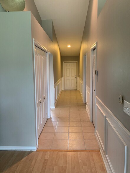 Hall - 21361 Lancaster Run