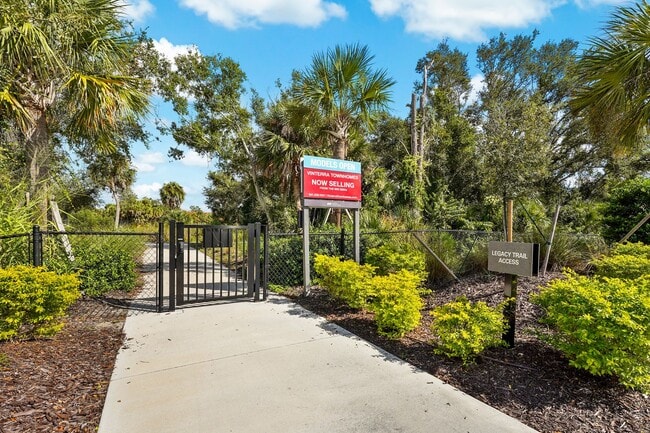 Building Photo - Beautifull Furnished Townhome - Nokomis - 2 Bedroom 2.5 bath plus office -1 Car Garage