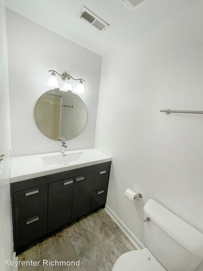 Building Photo - 3 br, 2.5 bath House - 400 Village Gate Dr