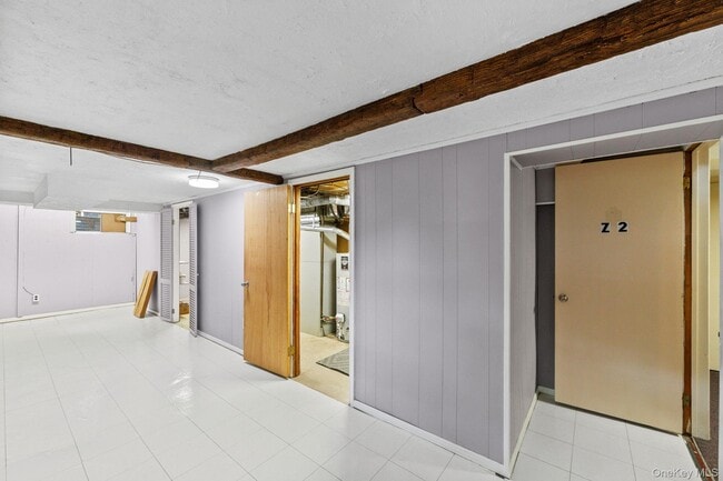 Building Photo - 106 Yorkshire Dr