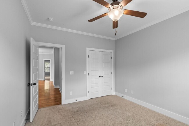 Building Photo - AVAILABLE NOW IN GERMANTOWN. Great Walkable Neighborhood! 3 Bed 2.5 Bath Town Home. $3,100 Per Month