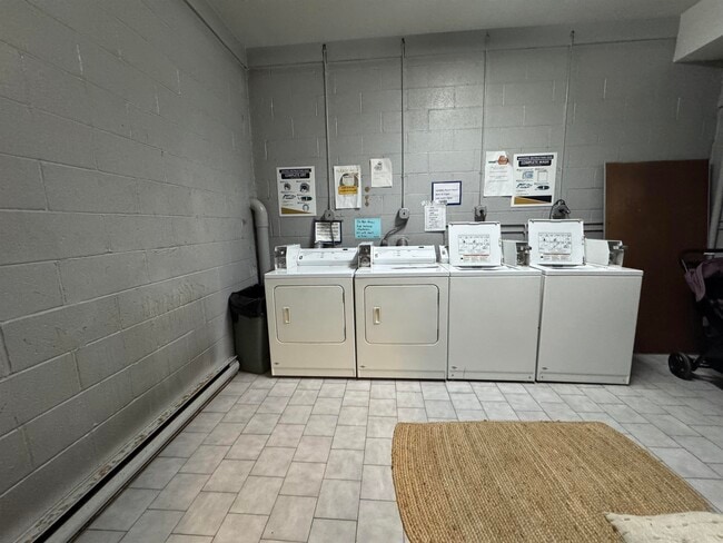 Building Photo - 144 70th St