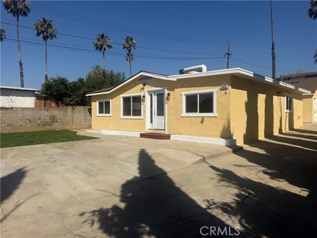 Building Photo - 10337 Mull Ave