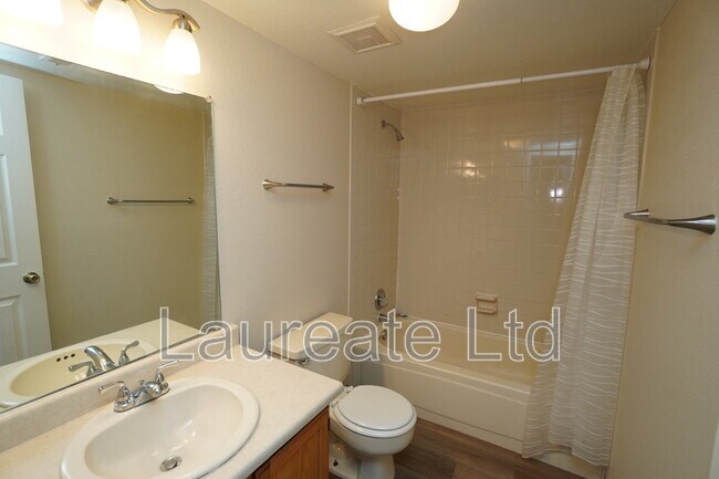 Building Photo - 15594 E Arizona Ave