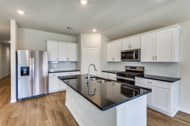 Building Photo - 513 Tidal Dr