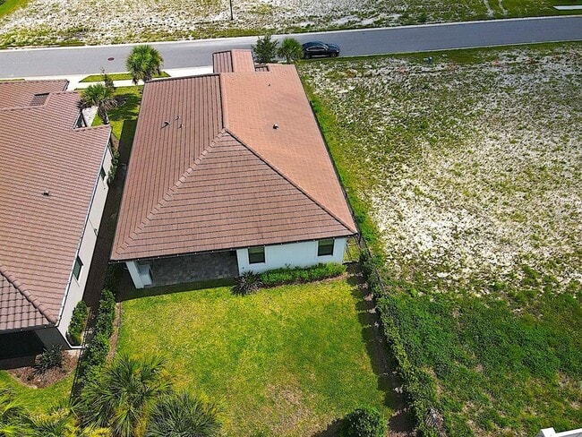 Building Photo - 20 Del Palma Dr