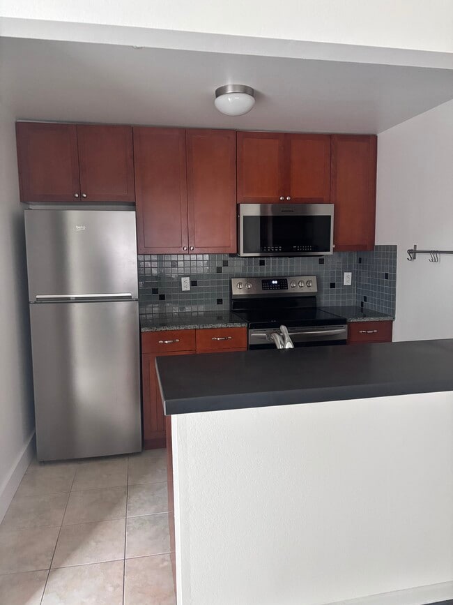 Building Photo - 3008 N Narrows Dr