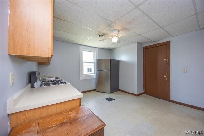 Building Photo - 2877 Niagara St