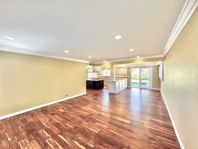 Building Photo - Prestigious Home In Beautiful Del Cerro ~ 5 Bedroom / 3 Bathroom House!!!