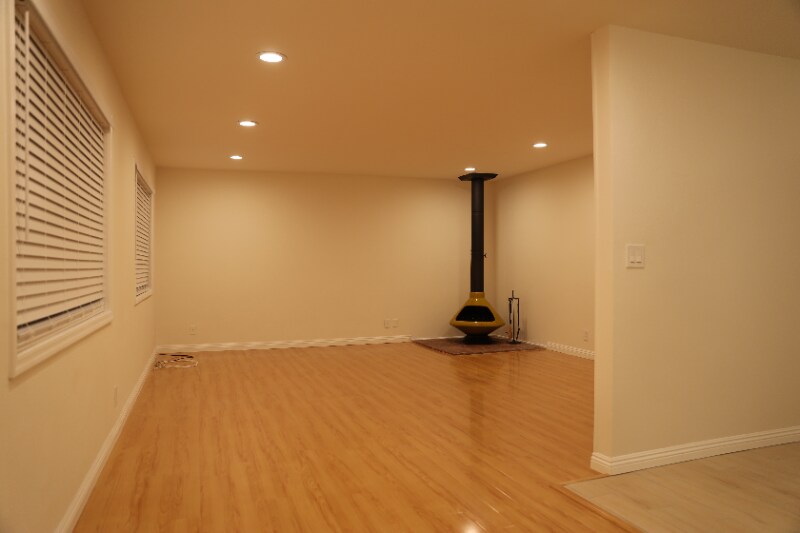 Building Photo - 116 Buccaneer St