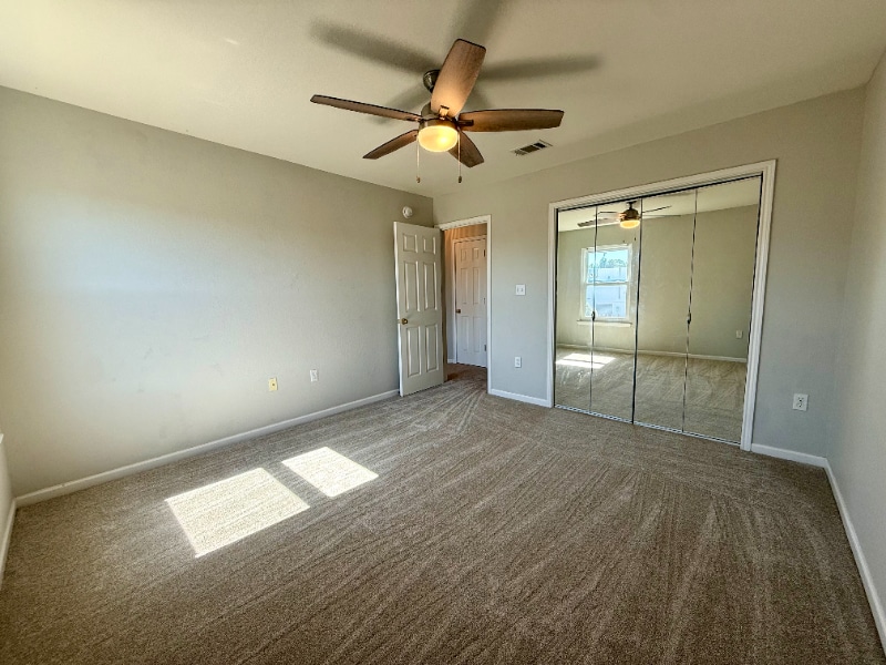 Building Photo - 1000 Airport Rd