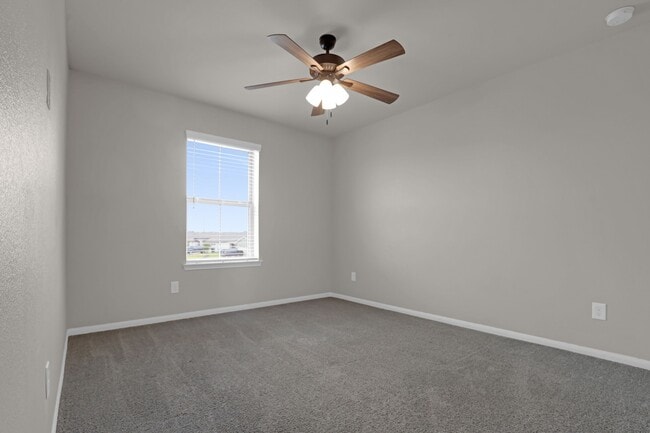Building Photo - 430 Walnut Branch Dr
