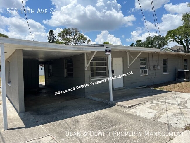 Building Photo - 500 14th Ave S