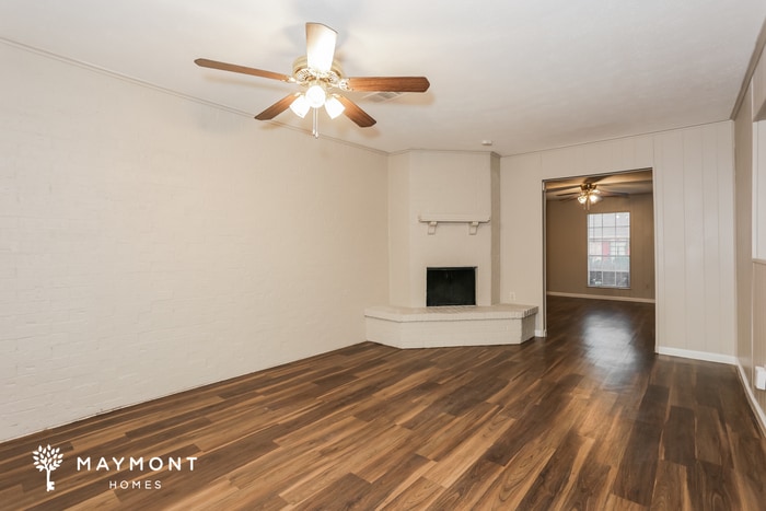Building Photo - 40 E Mountain Creek Dr