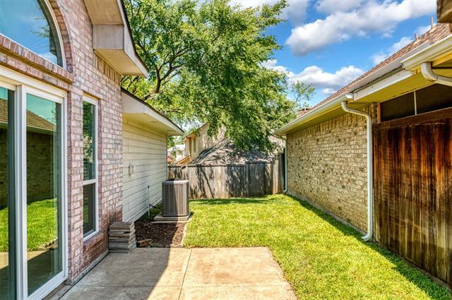 Building Photo - 1329 Maywood Ct