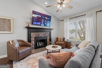 Building Photo - 13 Huntcliff Dr