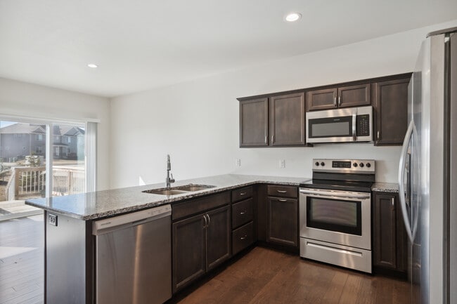 Building Photo - 1275 Exchange St