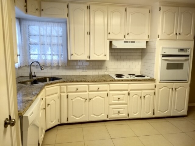 Kitchen granite countertops - 201 North Mills Street