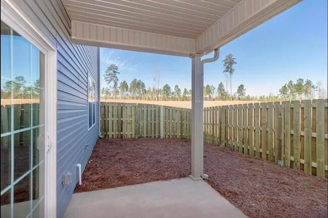 Building Photo - 710 Red Cedar Ct