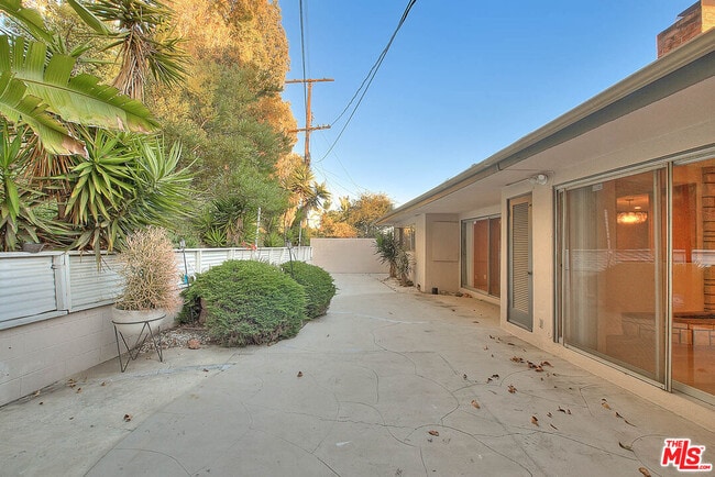 Building Photo - 4509 Don Miguel Dr