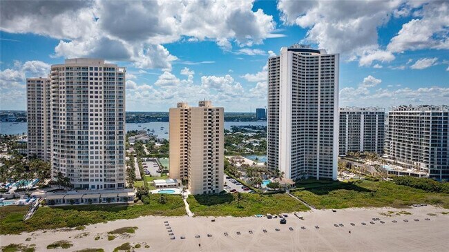 Building Photo - 2800 N Ocean Dr