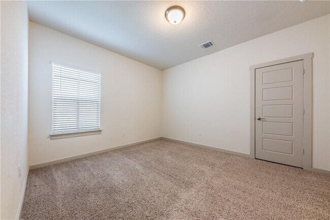 Building Photo - 4613 Oxgang Dr