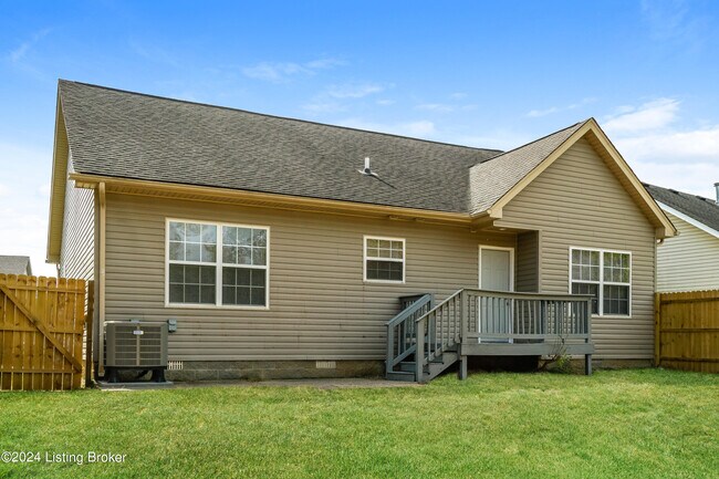 Building Photo - 13024 Bessels Blvd