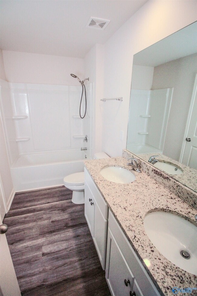 Building Photo - 167 Maple Spg Trl