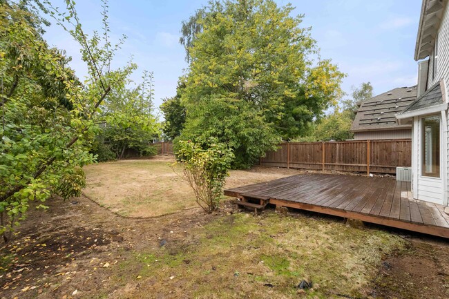 Building Photo - 12323 SW Millview Ct