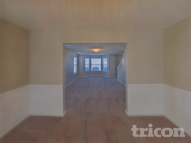 Building Photo - 3529 Craggy Perch