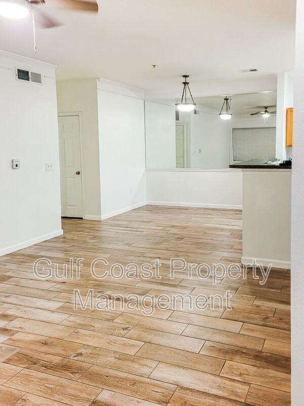Building Photo - 4802 51st St W