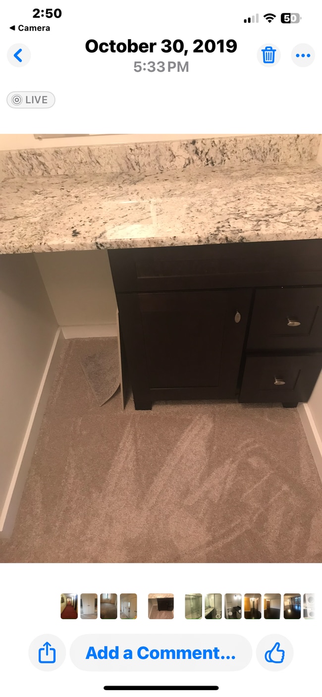 Building Photo - 250 S Reynolds St