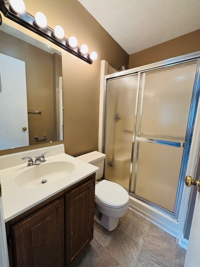 Building Photo - 931 Lora Ln