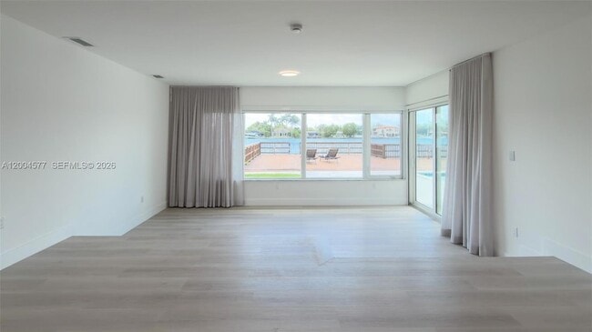 Building Photo - 1690 Daytonia Rd