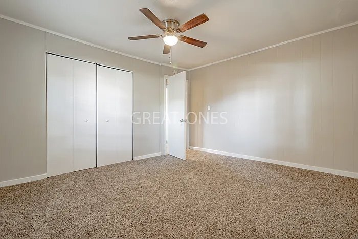 Building Photo - 1000 3rd Ave