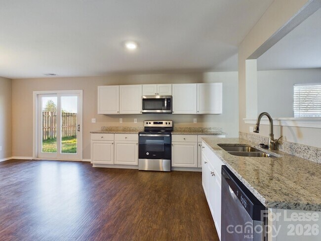 Building Photo - 12621 Dervish Ln