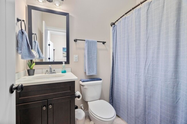 Building Photo - Beautiful 4Bed/3Bath Home M