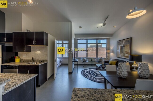 Building Photo - 142 Berkeley St