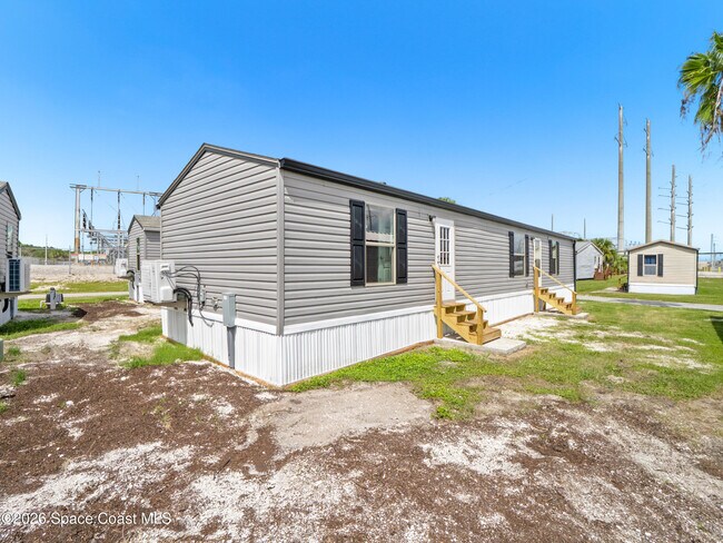 Building Photo - 472 Tilkwade Ln