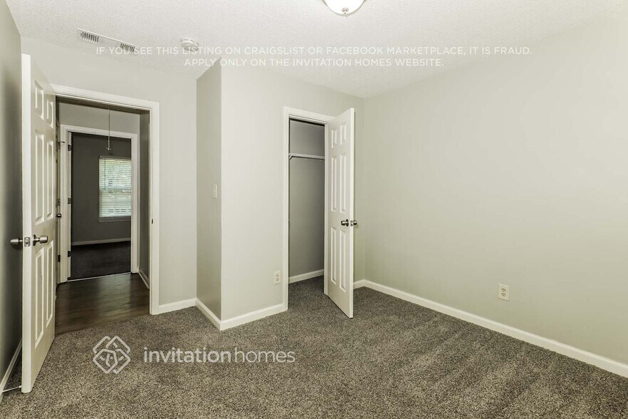 Building Photo - 81 Hampton Oaks Dr