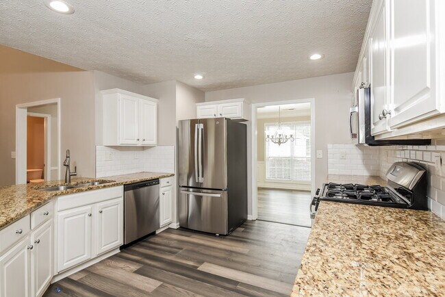 Building Photo - 6062 Farmwood Way SE