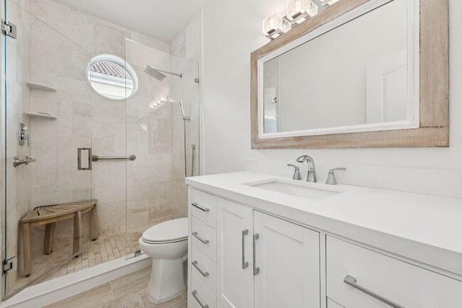 Building Photo - 119 Coral Cay Dr