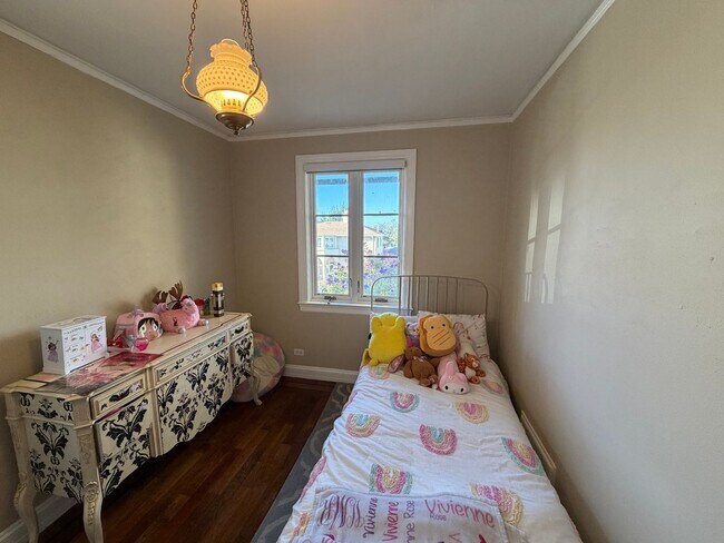 Building Photo - Elegant St. Francis Wood Residence - Available Furnished or Unfurnished