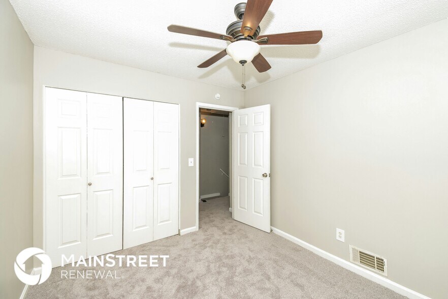 Building Photo - 304 Flagstone Way