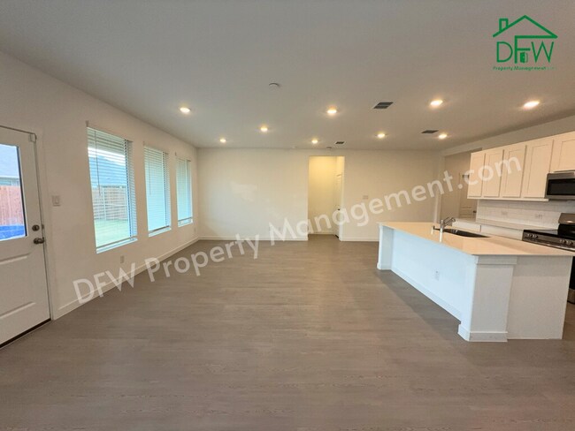 Building Photo - Spacious 4-Bedroom Home with Study & Large Backyard in Princeton, TX!