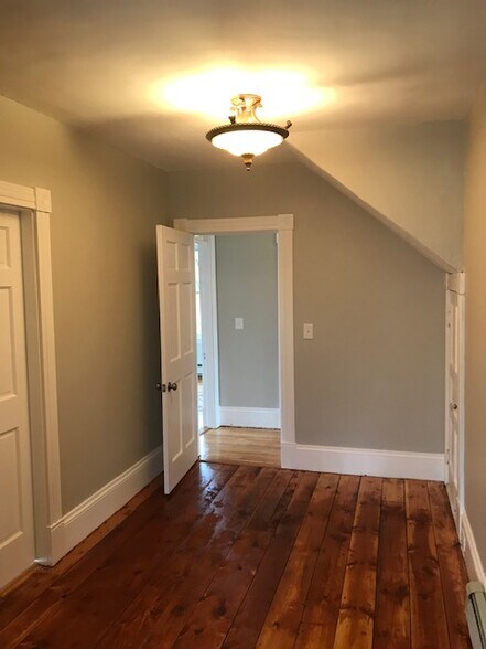 Building Photo - 17 Highland Park