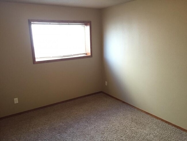 Building Photo - 1723 Torrey Pines Dr