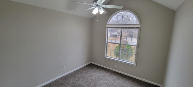 Building Photo - 118 Crystal Brook