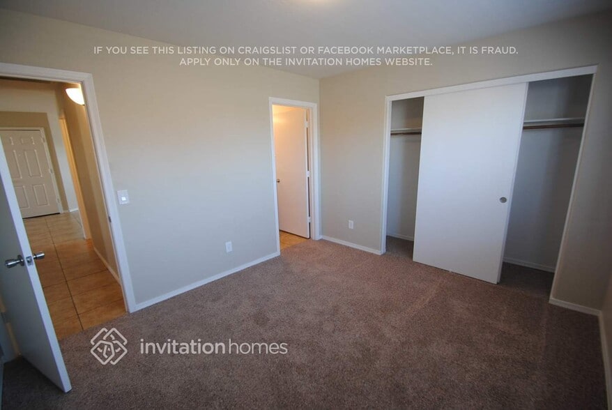 Building Photo - 1429 S 14th Ave