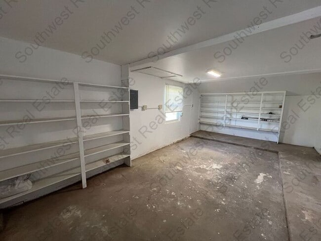 Building Photo - Beautiful Newly Renovated 3 Bedroom 2 Bath...